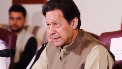 عمران خان نے پارٹی چھوڑنے والے تمام قائدین کی رکنیت منسوخ کردی