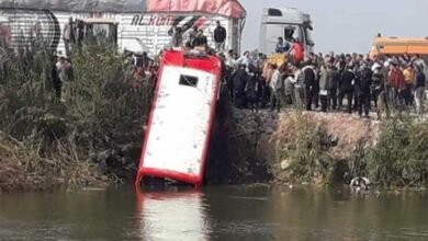 مصرمیں بس حادثہ‘ 19 مسافر ہلاک‘ 16 افراد کو بچا لیا گیا