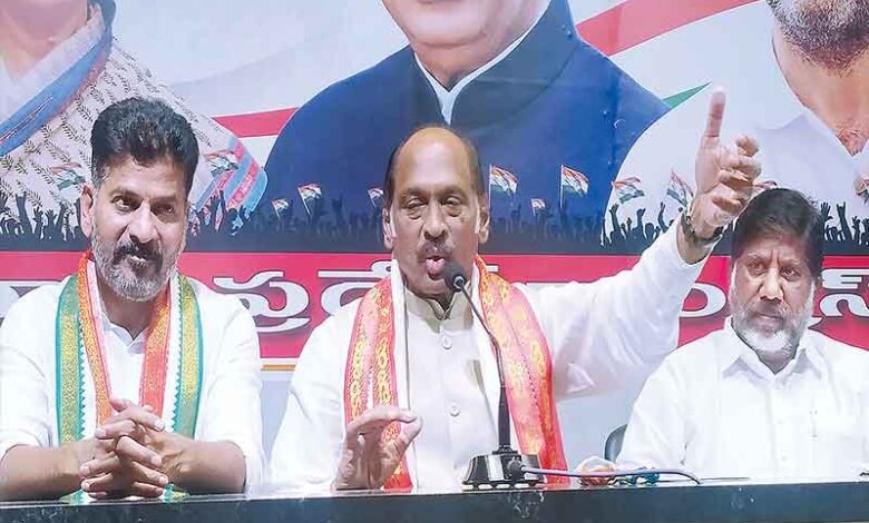 تلنگانہ کانگریس میں کوئی ناراضگیاں نہیں: مانک راؤ ٹھاکرے