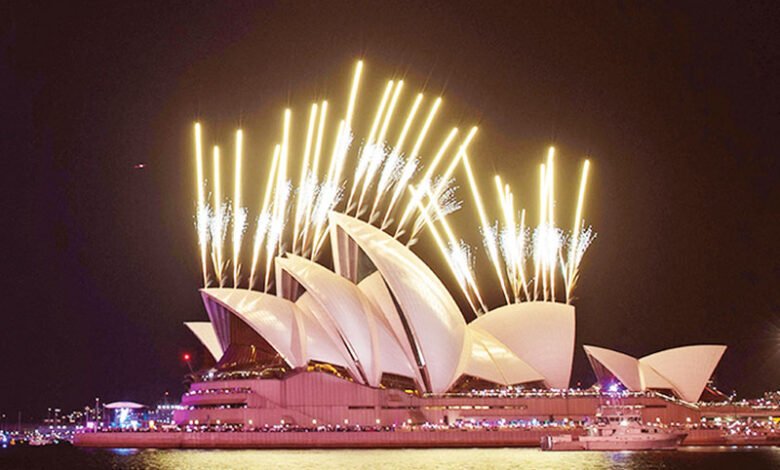 دنیا بھر میں سال نو کا جشن دھوم سے منایا گیا