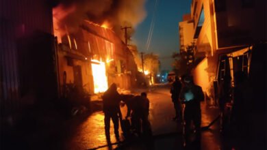حیدرآباد: 6گوداموں میں آگ لگ گئی