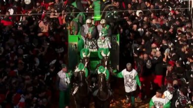 اٹلی میں اورینج فیسٹیول، سنتروں سے لڑی گئی جنگ (ویڈیو دیکھیں)