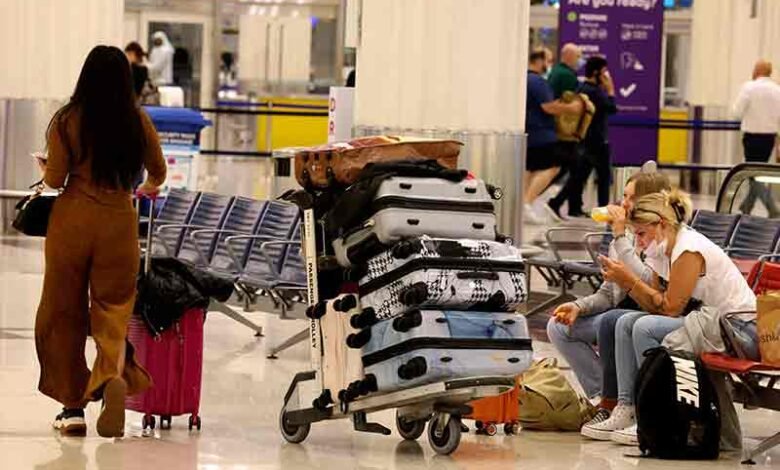 بم کی دھمکی، سری نگر ایرپورٹ پر ایک گھنٹہ خدمات ٹھپ