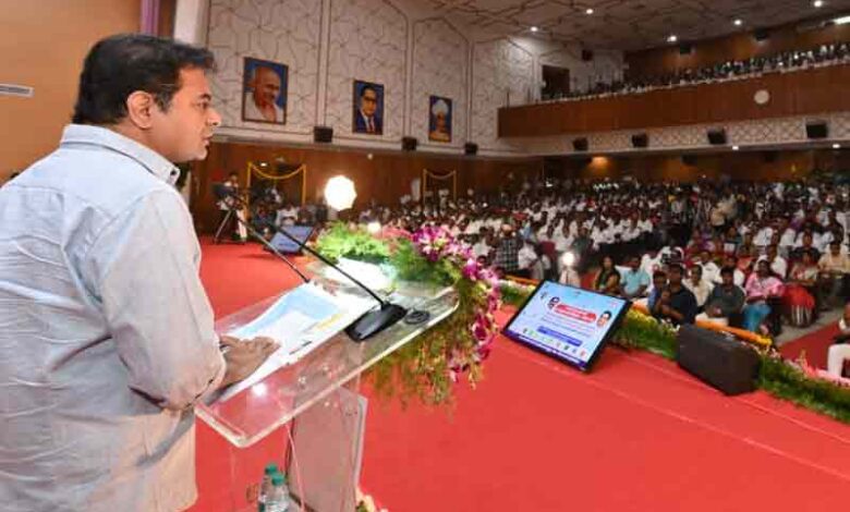 عوامی نمائندوں کے تعاون کے بغیر ریاست کی ترقی ناممکن