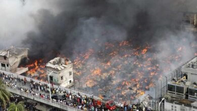 بنگلہ دیش کے سب سے بڑے کپڑا مارکٹ میں بھیانک آتشزدگی