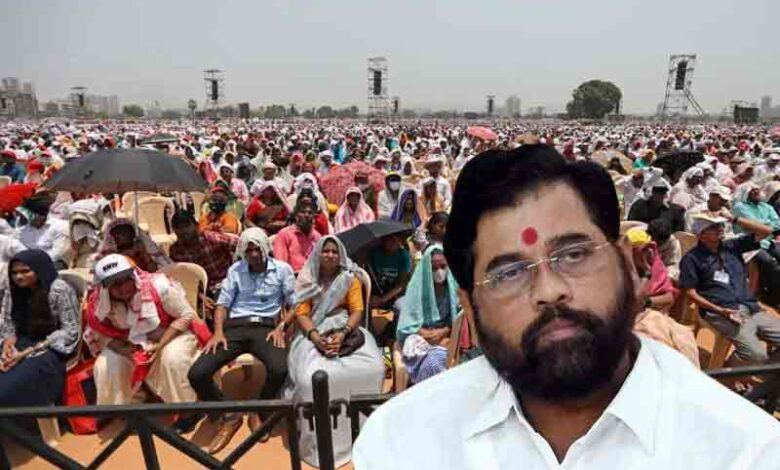 چیف منسٹر مہاراشٹرا کے استعفیٰ کا مطالبہ