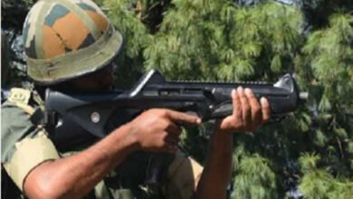 کریری بارہ مولہ میں سیکورٹی فورسز کے ساتھ تصادم میں دو مقامی ملی ٹینٹ مارے گئے: اے ڈی جی پی