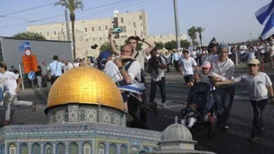 سینکڑوں یہودیوں کا مسجد اقصیٰ پر دھاوا، درجنوں فلسطینی زخمی