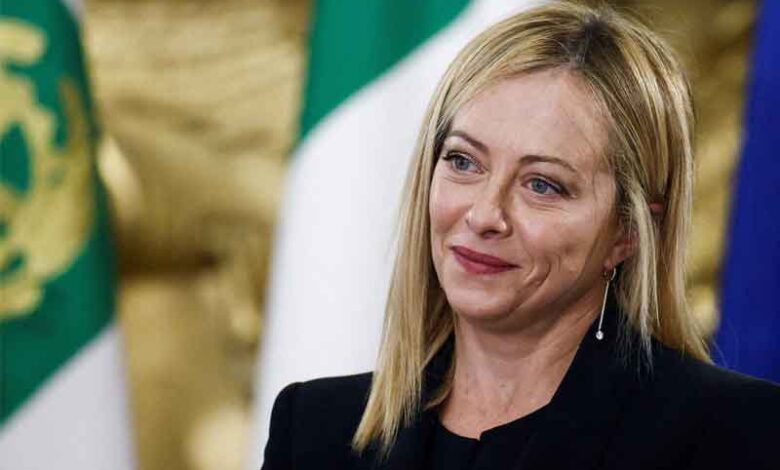 نئی اطالوی وزیراعظم اپنے قومی پرچم سے متعلق لاعلم، ویڈیو وائرل