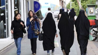 خواتین کو زبردستی حجاب پہنانے پر امریکہ کی ایران پر تنقید