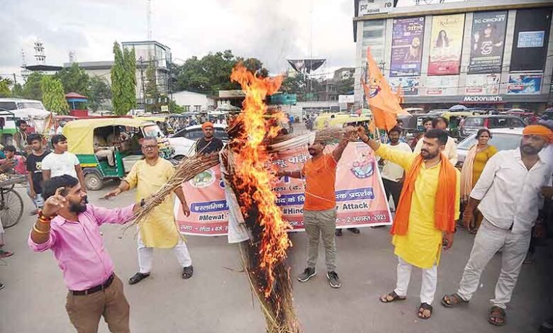 ہریانہ تشدد، دہلی کے کئی علاقوں میں وی ایچ پی کے احتجاجی مظاہرے