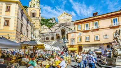 البانیہ میں 4 سیاحوں کے کھانے کا بل اٹلی کی حکومت کے گلے پڑ گیا