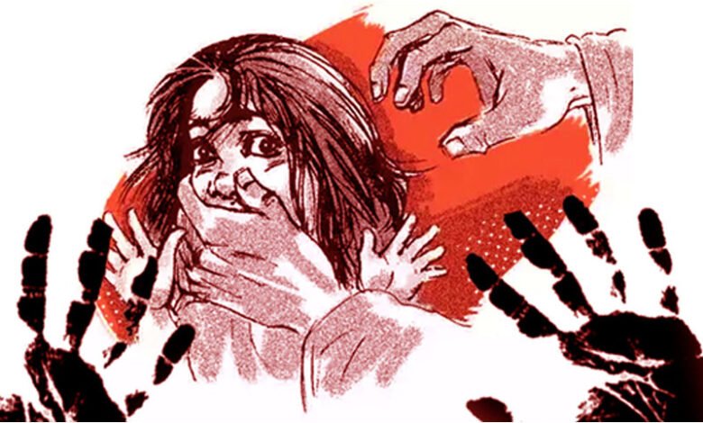 نابلغ لڑکوں نے 8 سالہ بچی کی عصمت ریزی کے بعد اُسے قتل کرکے تالاب میں پھینک دیا