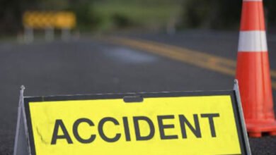 ٹرک کی زد میں موٹر سائیکل سوار دو لوگوں کی موت