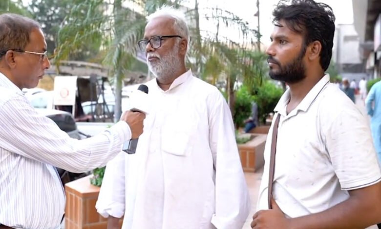 ہندوستانی مسلم باپ بیٹا ’ہندو انتہا پسندوں‘ سے پناہ کی خاطر پاکستان فرار