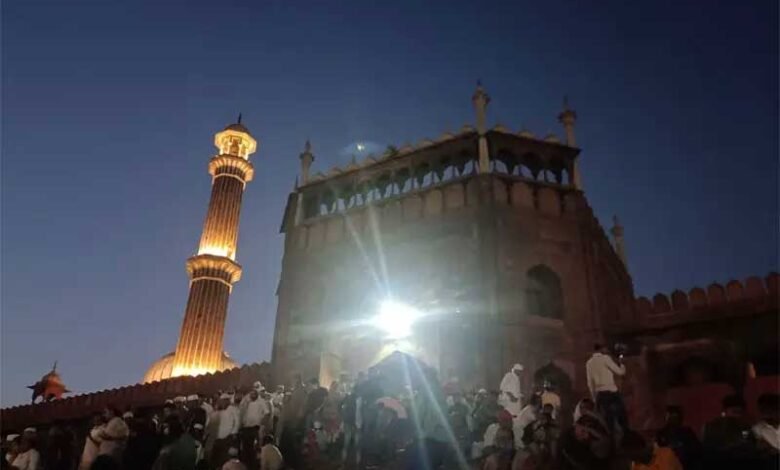 جامع مسجد کے قریب مسلح شخص کی موجودگی کی جھوٹی اطلاع
