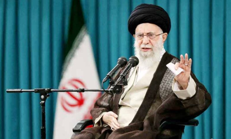 مسلمانوں کو کوئی بھی روک نہیں سکے گا: آیت اللہ علی خامنہ ای