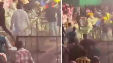 ایل بی اسٹیڈیم میں 2 پہلوانوں کے درمیان جھڑپ (ویڈیو وائرل)