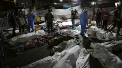 غزہ کے اسپتال مردہ خانوں میں تبدیل ہونے لگے ، الشفا اسپتال میں لاشیں ہی لاشیں