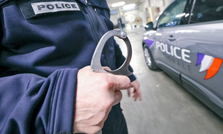 فرانس میں تین کمسن بیٹیوں کے قاتل باپ کا اقبال جرم