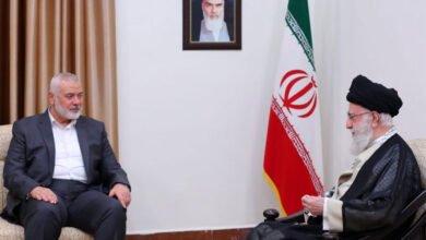 ایران کے مذہبی رہنما علی خامنہ ای کی اسماعیل ہنیہ سے ملاقات