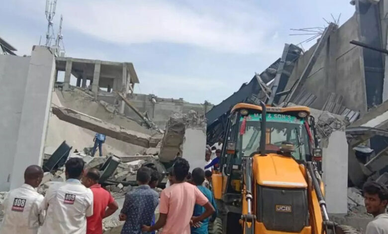 معین آباد میں زیرتعمیر انڈوراسٹیڈیم کا سلاب منہدم،3 مزدور ہلاک