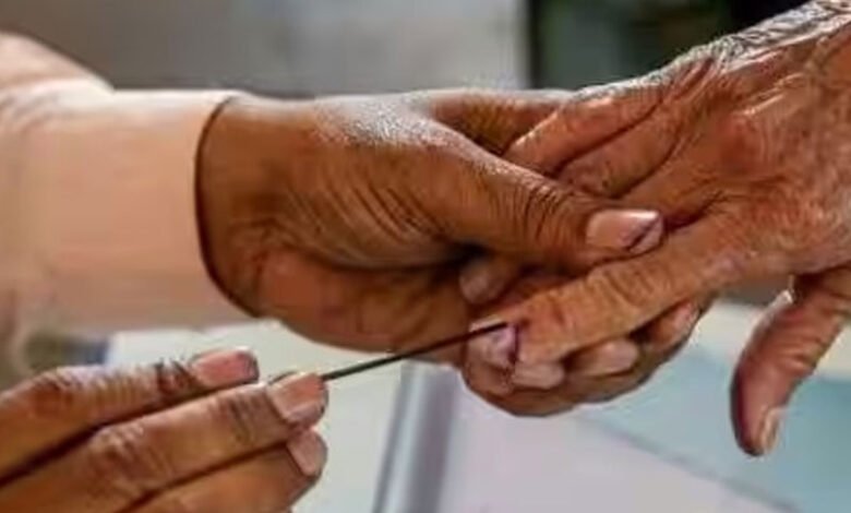 معذور رائے دہندوں کو ووٹ کے استعمال کیلئے خصوصی انتظامات