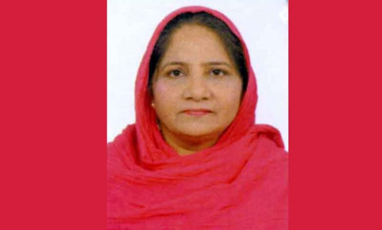 حمیدہ بیگم کو پی ایچ ڈی کی ڈگری