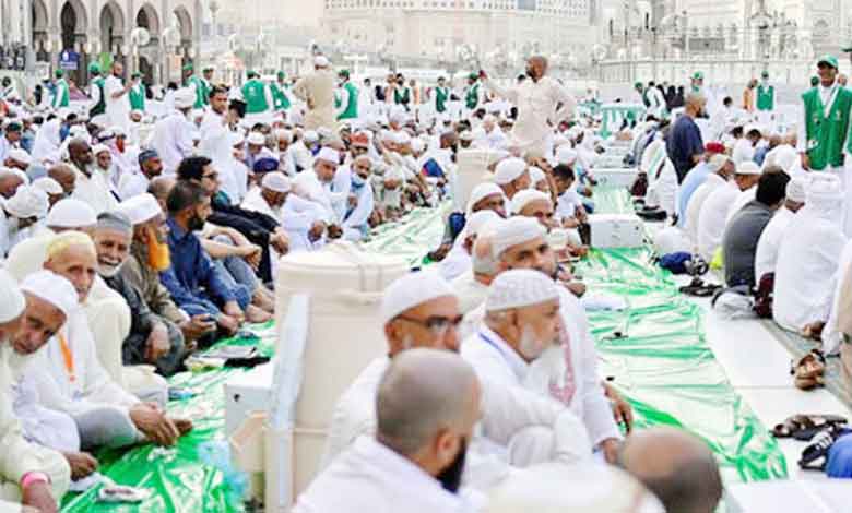 مسجد الحرام کے صحن میں روح پرور مناظر