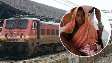 ٹرین میں خاتون نے بچی کو جنم دیا، بوگی میں موجود خواتین نے ڈلیوری کرائی