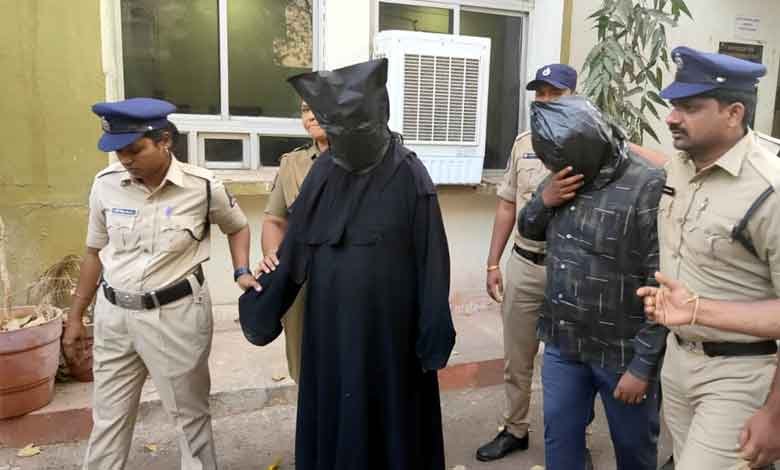 حیدرآباد میں قرض کے نام پر ناجائز تعلقات وقتل، ماں بیٹا گرفتار