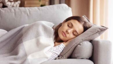 مناسب نیند لینے سے نوجوان افراد برسوں جواں نظر آ سکتے ہيں: تحقیق