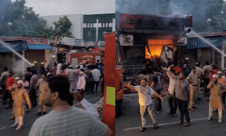 حیدرآباد: ریڈ روزبیکری میں بڑے پیمانہ پرآگ لگ گئی