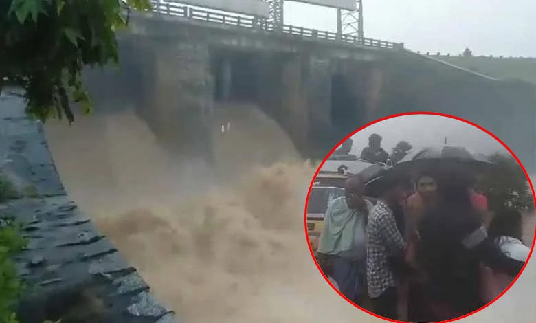 تلنگانہ: ڈیم سے خارج پارنی کے زبردست بہاؤ میں پھنسے 30 افراد کو بچانے کے لئے کارروائی جاری