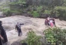 مہاراشٹرا: مسلم خاندان کے 6 افراد بشمول بچے آبشار کے تیز دھارے میں بہہ گئے (ویڈیو)