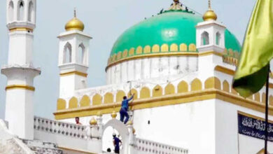 سنبھل کی جامع مسجد کے نئے بورڈ پروکیل وارثی کا اعتراض