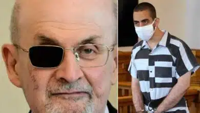 سلمان رشدی پر حملہ آور کو سزا کا سامنا