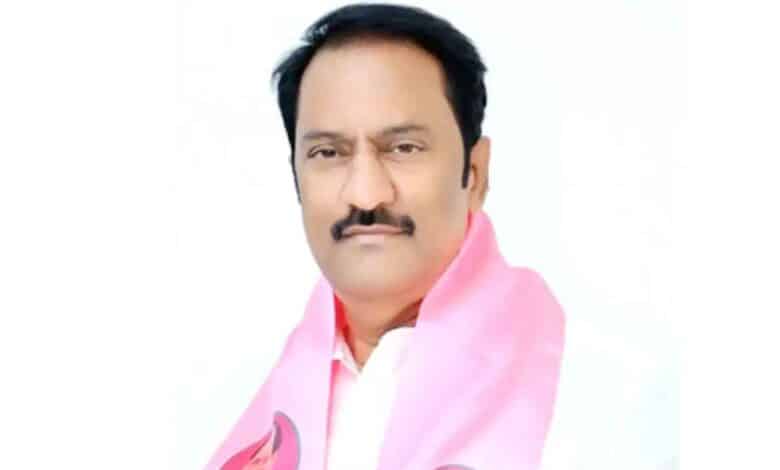 جوبلی ہلز کے بی آر ایس ایم ایل اے آئی سی یو میں داخل