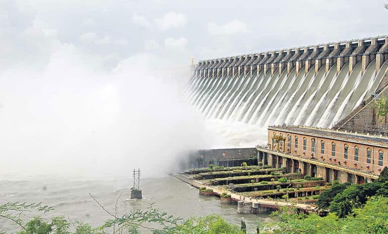 تلنگانہ کے ناگرجنا ساگر پراجکٹ کی آبی سطح میں اضافہ
