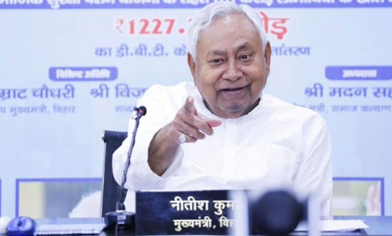 بہار میں صحافیوں کو ہر ماہ 15 ہزار روپے پنشن ملے گی