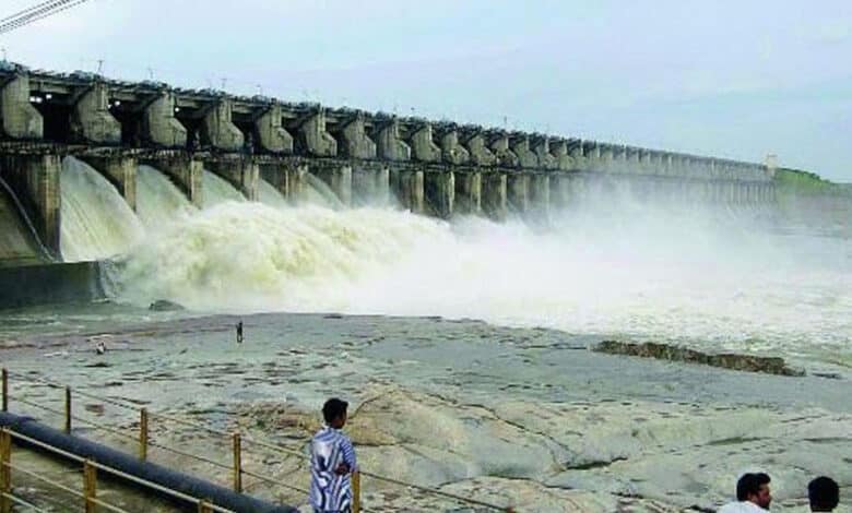 تلنگانہ کے ایس آر ایس پی میں 68,516 کیوسک پانی کا بہاؤ