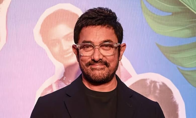 عامر خان کے گھر پہنچی پولیس عہدیداروں کی ٹیم، وجہ کیا ہے؟