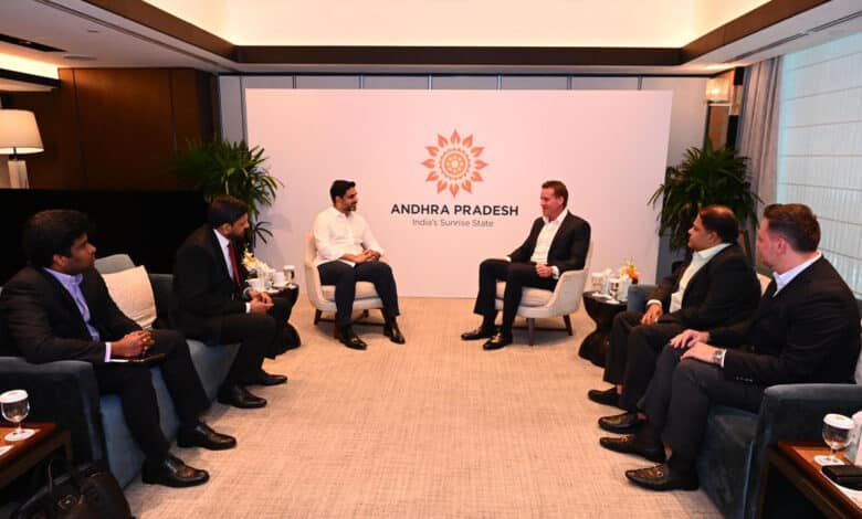 چندرابابو کی سنگاپور ادارہ کے ڈپٹی ایگزیکٹو چیئرمین سے ملاقات۔ اے آئی ریسرچ اور انوویشن سنٹرس کے قیام کے لیے تعاون کی اپیل