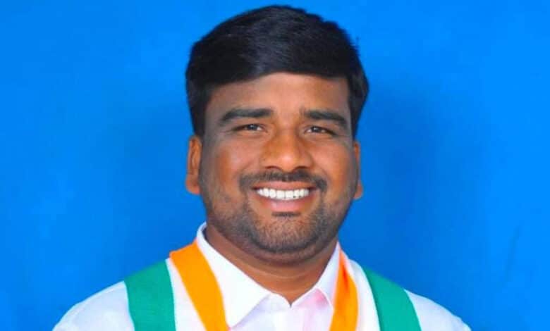 تلنگانہ: کانگریس لیڈر کی لاش مشتبہ حالت میں پائی گئی