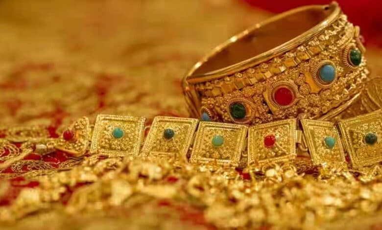 تلنگانہ: جیولری شاپ میں 18 کلو سونے کے زیورات کی چوری