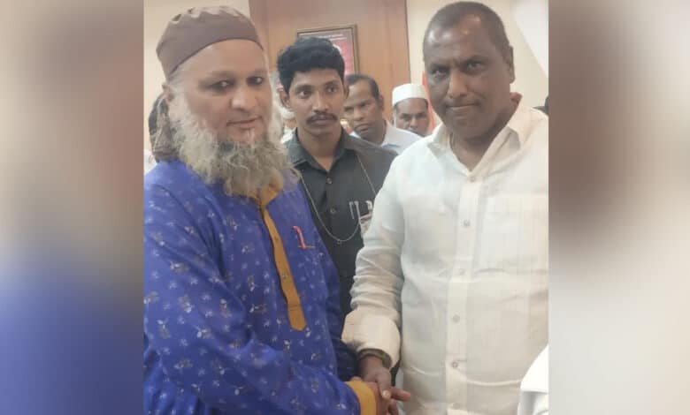 مادری زبانوں کی حفاظت و ترویج وقت کی اہم ترین ضرورت ہے: وزیر اقلیتی بہبود سے وفد کی ملاقات