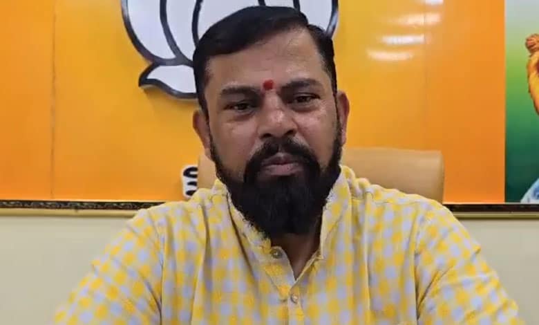 بی آر ایس حکومت کے دور میں مندروں پر حملے کیے گئے تھے:راجہ سنگھ