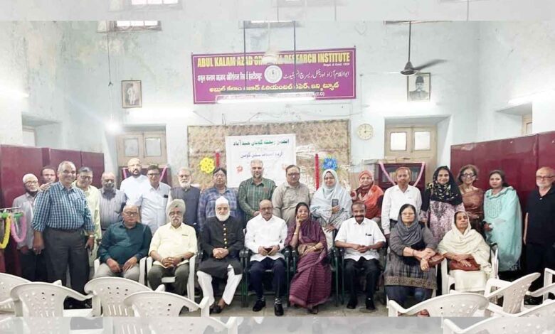 "اُردو زبان کی پرورش زمین پر، مقبولیت آسمان تک پہنچی ہے" – انجمن ریختہ گویان کی علمی و ادبی محفل میں ممتاز شخصیات کا خطاب