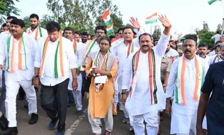 میناکشی نٹراجن کی یاتراسے پہلے بی آرایس کے لیڈران زیرحراست