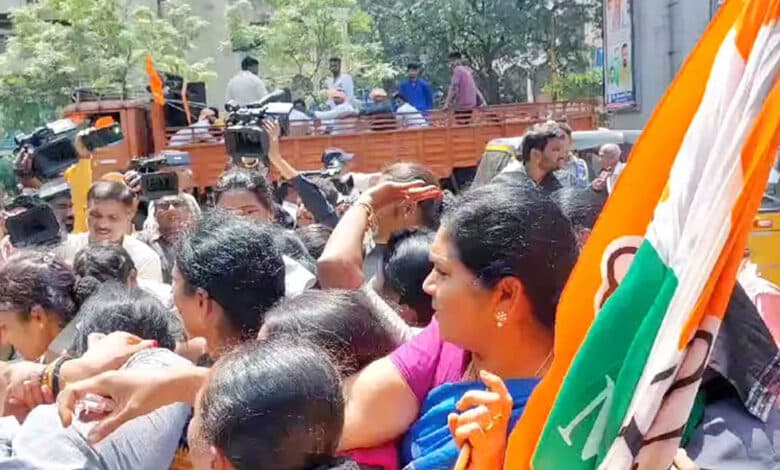 راہل گاندھی کے خلاف بی جے پی کا حیدرآباد میں احتجاج